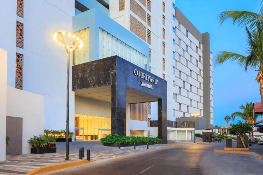 Courtyard by Marriott Mazatlan Beach Resort