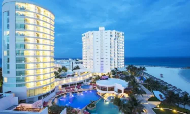 Krystal Grand Cancún All Inclusive