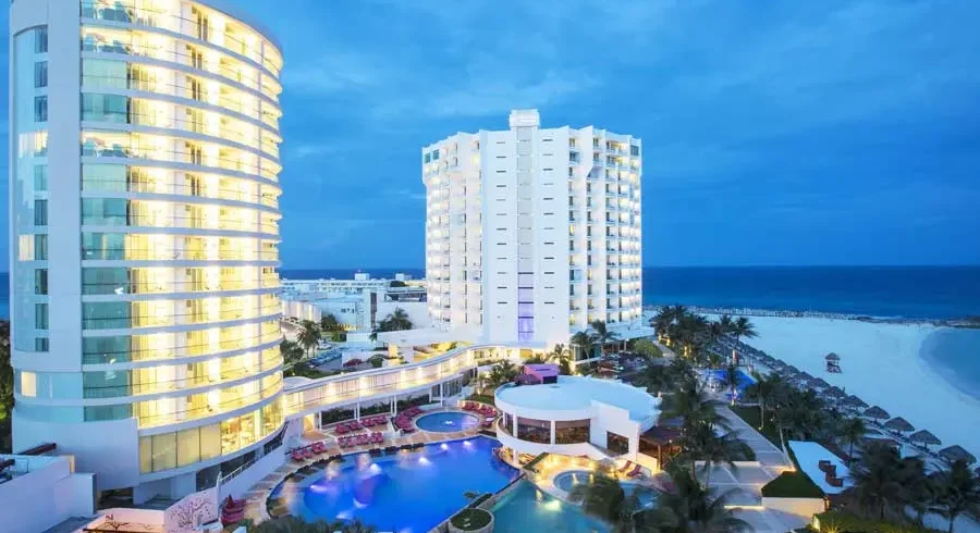 Grand Krystal Cancún